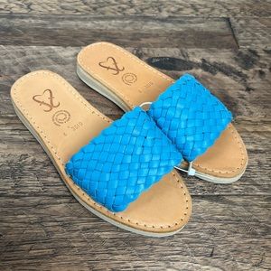 Open Toe Artisanal Sandal. Mexican Leather Flats. Mexican Sandals